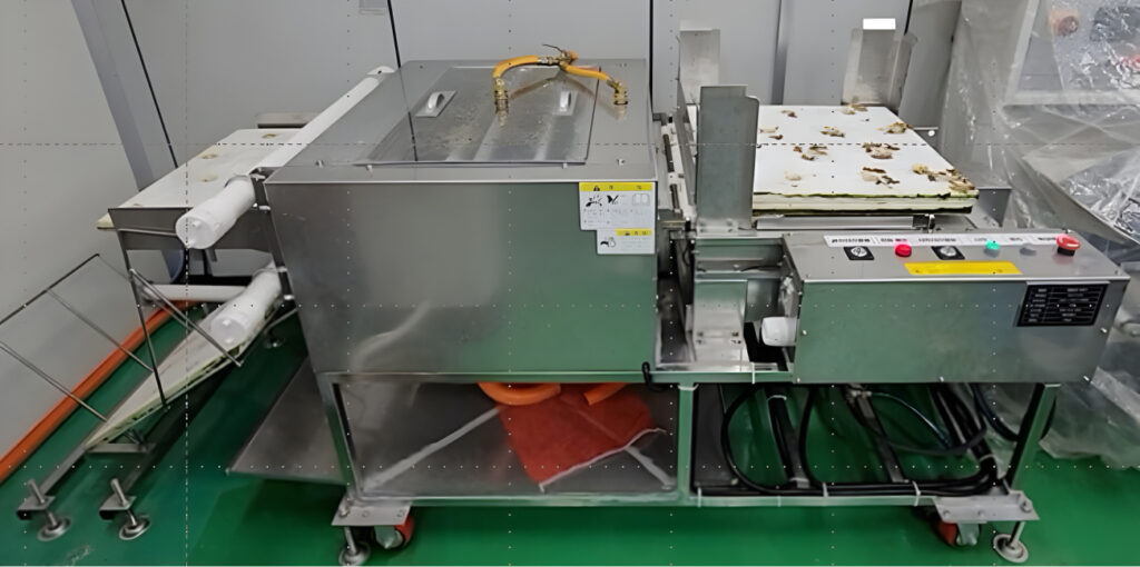 automatic cultivation tray washer